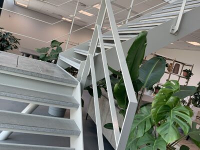 „Holonite-Treppenstufen verleihen eine außergewöhnliche Ausstrahlung.„