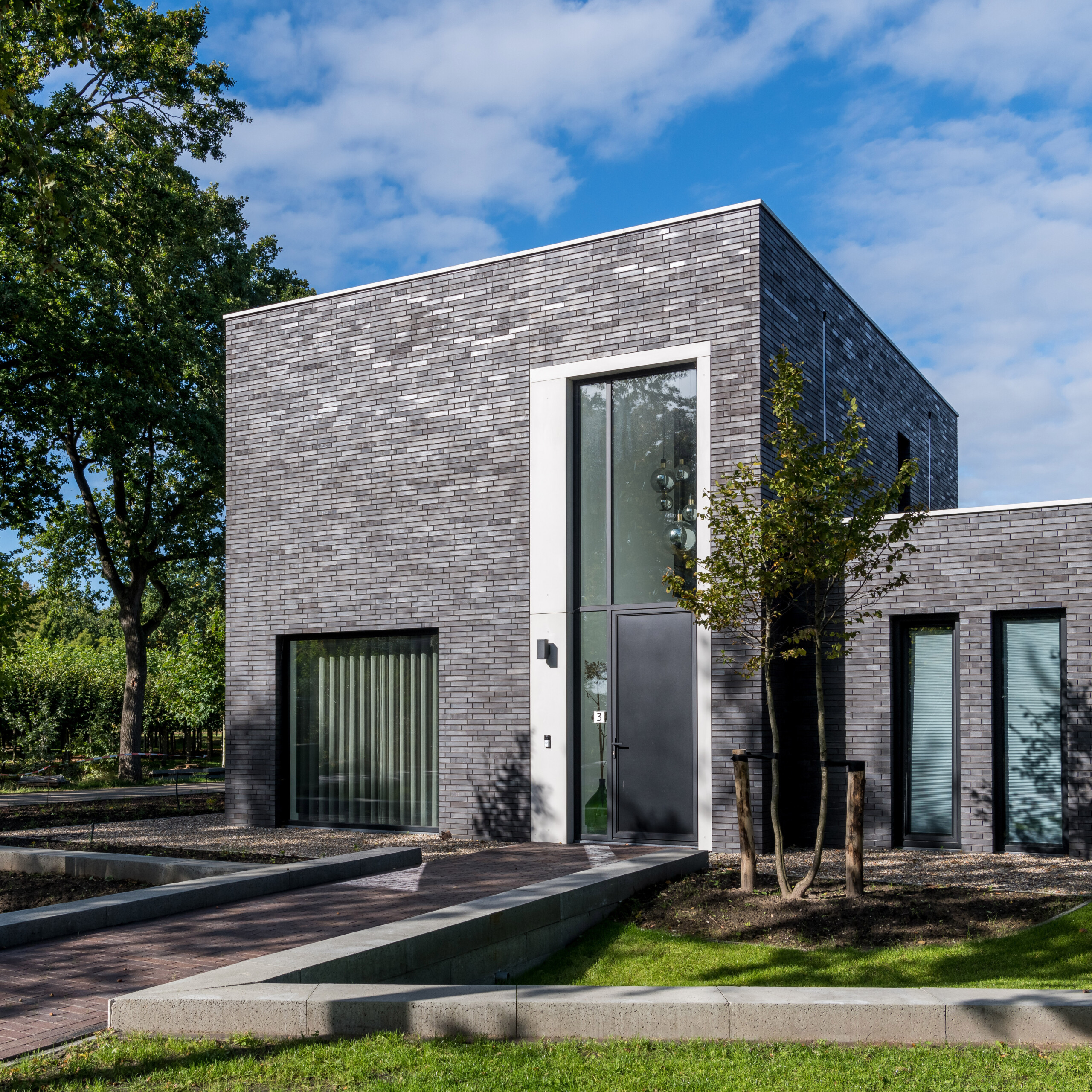 Maßarbeit mit standardmäßigen Holonite-Lösungen liefern!